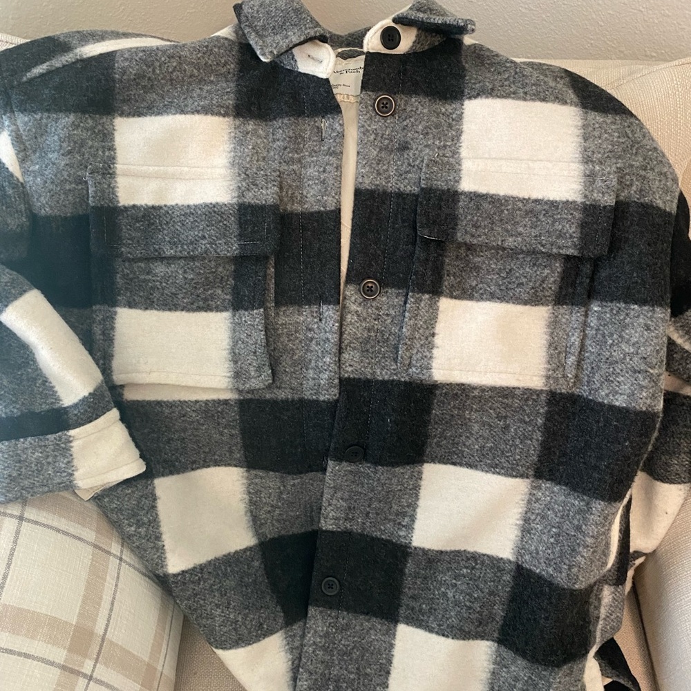 Abercrombie Shacket Size L